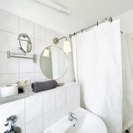 公寓 Kleine Lotta Mit Terrasse