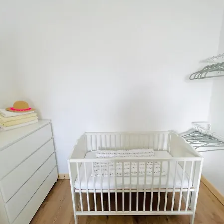 公寓 Kleine Lotta Mit Terrasse