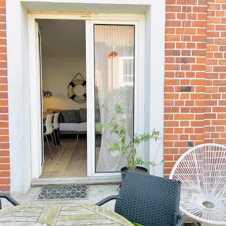 Kleine Lotta Mit Terrasse 公寓 海利根港