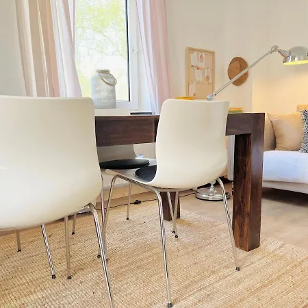 公寓 Kleine Lotta Mit Terrasse *