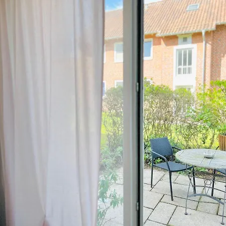 Kleine Lotta Mit Terrasse 海利根港