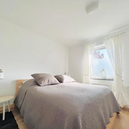 公寓 Kleine Lotta Mit Terrasse 海利根港