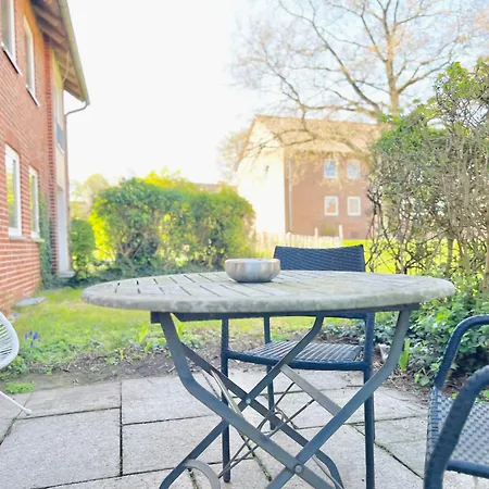 Kleine Lotta Mit Terrasse *