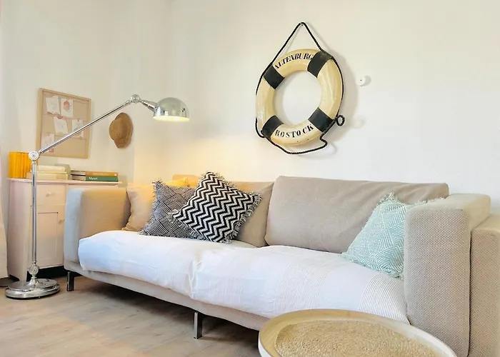 Kleine Lotta Mit Terrasse Heiligenhafen